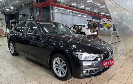 BMW 3 серия, 2017 год, 1 990 000 рублей, 2 фотография