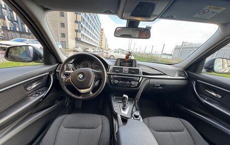 BMW 3 серия, 2017 год, 1 990 000 рублей, 10 фотография