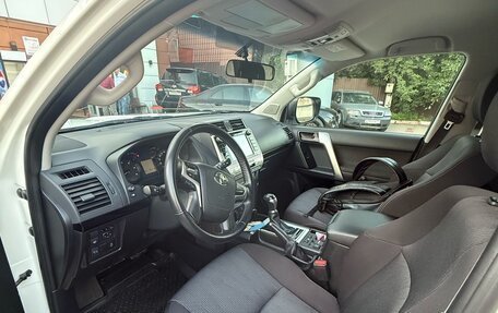 Toyota Land Cruiser Prado 150 рестайлинг 2, 2019 год, 5 400 000 рублей, 8 фотография