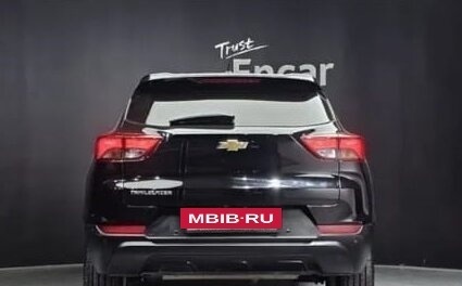 Chevrolet TrailBlazer, 2022 год, 1 500 000 рублей, 2 фотография