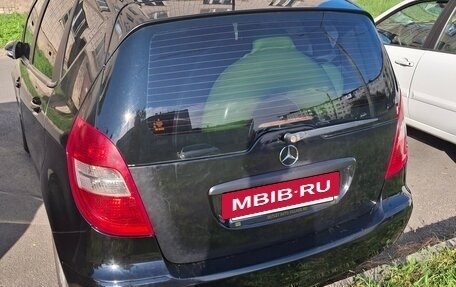 Mercedes-Benz A-Класс, 2012 год, 600 000 рублей, 4 фотография