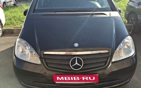 Mercedes-Benz A-Класс, 2012 год, 600 000 рублей, 2 фотография