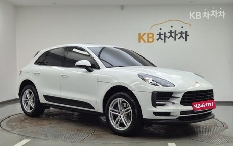 Porsche Macan I рестайлинг, 2021 год, 6 425 030 рублей, 2 фотография