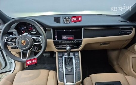 Porsche Macan I рестайлинг, 2021 год, 6 425 030 рублей, 5 фотография