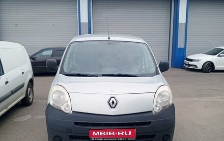 Renault Kangoo II рестайлинг, 2011 год, 550 000 рублей, 1 фотография