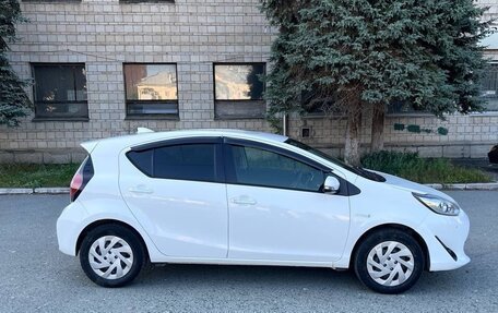 Toyota Aqua I, 2017 год, 1 050 000 рублей, 6 фотография