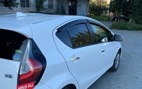 Toyota Aqua I, 2017 год, 1 050 000 рублей, 7 фотография