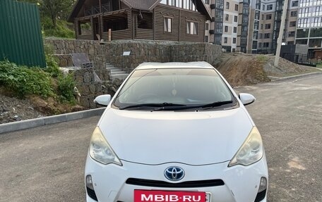 Toyota Aqua I, 2012 год, 720 000 рублей, 10 фотография