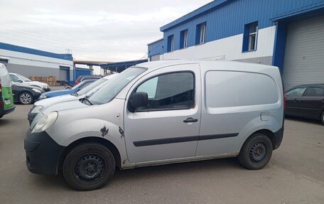 Renault Kangoo II рестайлинг, 2011 год, 550 000 рублей, 2 фотография