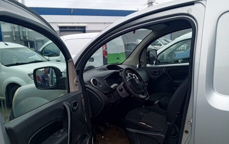 Renault Kangoo II рестайлинг, 2011 год, 550 000 рублей, 5 фотография