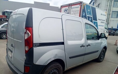 Renault Kangoo II рестайлинг, 2011 год, 550 000 рублей, 4 фотография