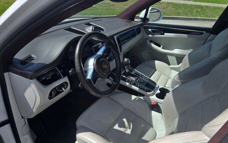 Porsche Macan I рестайлинг, 2015 год, 3 799 999 рублей, 17 фотография