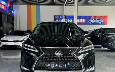 Lexus RX IV рестайлинг, 2021 год, 4 900 000 рублей, 2 фотография