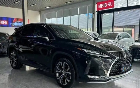 Lexus RX IV рестайлинг, 2021 год, 4 900 000 рублей, 3 фотография