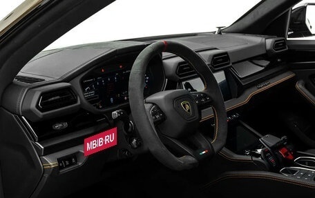 Lamborghini Urus I, 2025 год, 64 870 000 рублей, 13 фотография