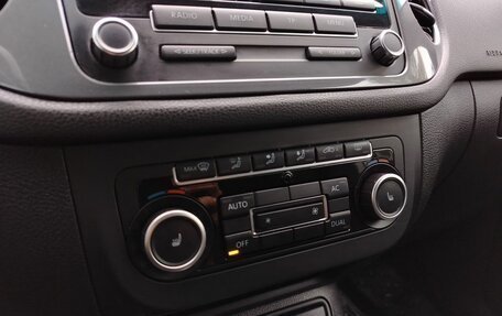Volkswagen Tiguan I, 2011 год, 1 275 000 рублей, 16 фотография