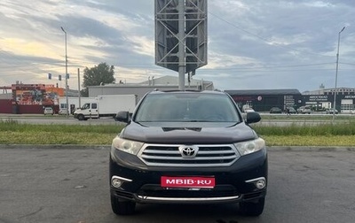 Toyota Highlander III, 2012 год, 1 950 000 рублей, 1 фотография