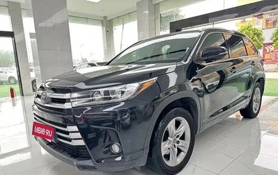 Toyota Highlander III, 2021 год, 2 950 000 рублей, 1 фотография