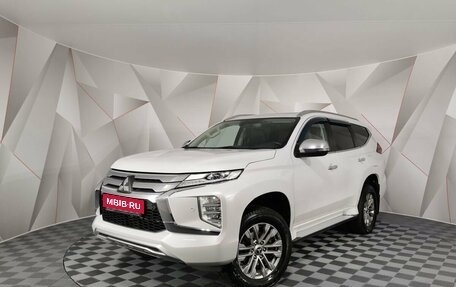 Mitsubishi Pajero Sport III рестайлинг, 2020 год, 3 325 000 рублей, 1 фотография