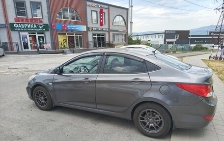 Hyundai Solaris II рестайлинг, 2012 год, 899 000 рублей, 4 фотография