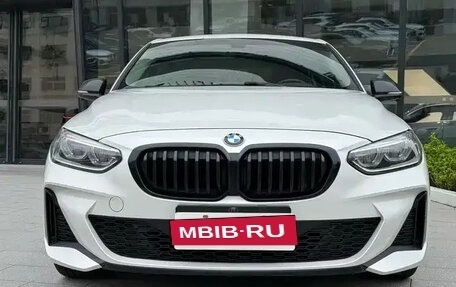 BMW 1 серия, 2021 год, 1 400 010 рублей, 2 фотография