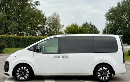Hyundai Staria, 2022 год, 3 260 000 рублей, 5 фотография