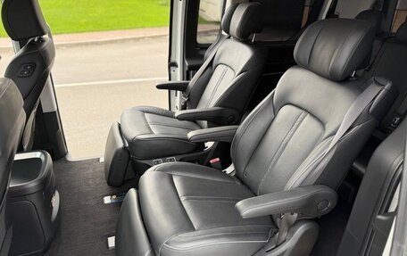 Hyundai Staria, 2022 год, 3 260 000 рублей, 7 фотография