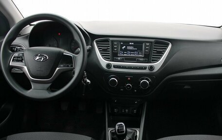 Hyundai Solaris II рестайлинг, 2018 год, 1 149 000 рублей, 8 фотография
