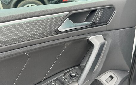 Volkswagen Tiguan II, 2021 год, 3 650 000 рублей, 15 фотография
