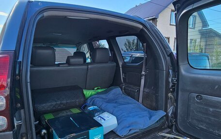 Toyota Land Cruiser Prado 120 рестайлинг, 2006 год, 2 750 000 рублей, 10 фотография