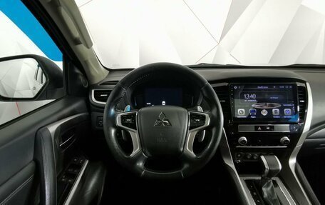 Mitsubishi Pajero Sport III рестайлинг, 2020 год, 3 325 000 рублей, 15 фотография