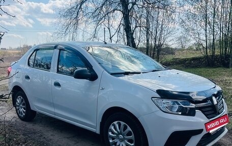 Renault Logan II, 2020 год, 799 000 рублей, 2 фотография