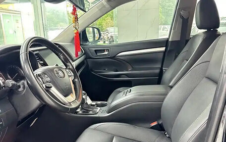 Toyota Highlander III, 2021 год, 2 950 000 рублей, 8 фотография