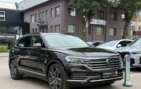 Volkswagen Touareg III, 2022 год, 5 490 000 рублей, 3 фотография