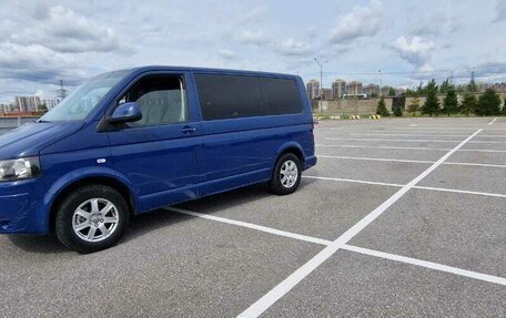Volkswagen Caravelle T5, 2010 год, 1 420 000 рублей, 23 фотография