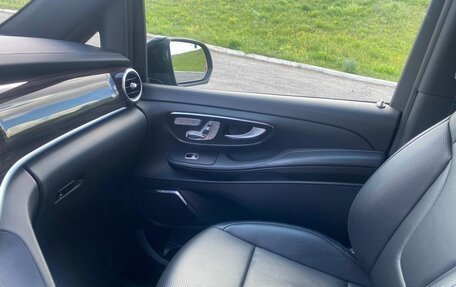 Mercedes-Benz V-Класс, 2016 год, 6 500 000 рублей, 10 фотография