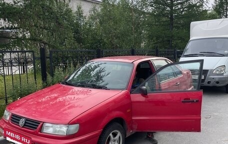 Volkswagen Passat B4, 1994 год, 175 000 рублей, 3 фотография