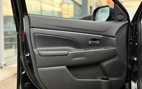 Mitsubishi ASX I рестайлинг, 2011 год, 990 000 рублей, 10 фотография