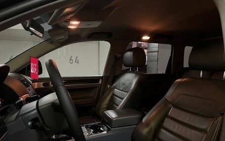Volkswagen Touareg III, 2010 год, 1 750 000 рублей, 15 фотография