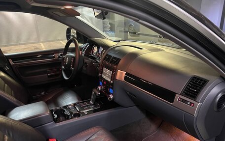 Volkswagen Touareg III, 2010 год, 1 750 000 рублей, 19 фотография