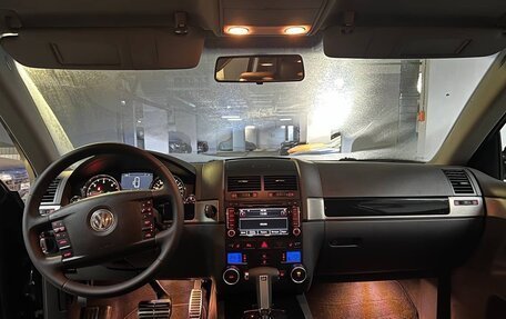Volkswagen Touareg III, 2010 год, 1 750 000 рублей, 24 фотография
