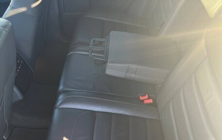 Volkswagen Touareg III, 2010 год, 1 750 000 рублей, 34 фотография
