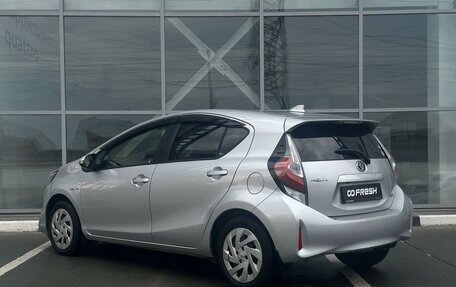 Toyota Aqua I, 2018 год, 1 260 000 рублей, 2 фотография