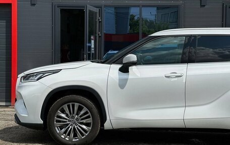 Toyota Highlander, 2025 год, 4 990 000 рублей, 16 фотография