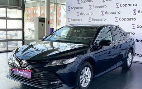 Toyota Camry, 2019 год, 2 315 000 рублей, 2 фотография