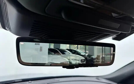 Jaguar XF II, 2022 год, 3 000 000 рублей, 16 фотография