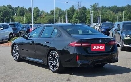 BMW 5 серия, 2025 год, 9 320 000 рублей, 4 фотография