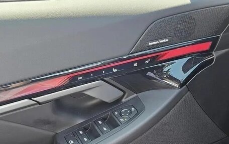 BMW 5 серия, 2025 год, 9 320 000 рублей, 14 фотография