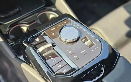 BMW 5 серия, 2025 год, 9 320 000 рублей, 25 фотография