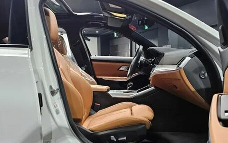 BMW 3 серия, 2022 год, 4 100 000 рублей, 17 фотография
